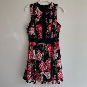 Disney Princess Black and Rose Sleeveless Fit and Flare Eyelet Dress‎ Size Small